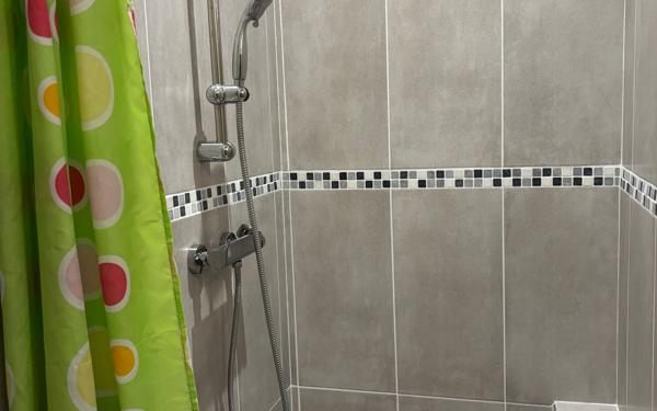 Appartement à louer    3 pièces • 66,90 m2 Marguerittes