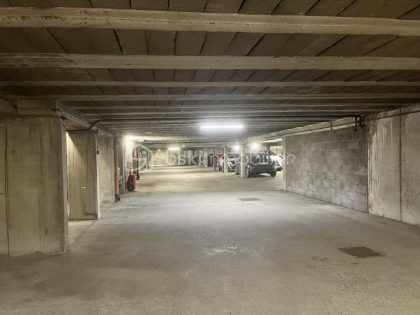 Parking de 15 m²
