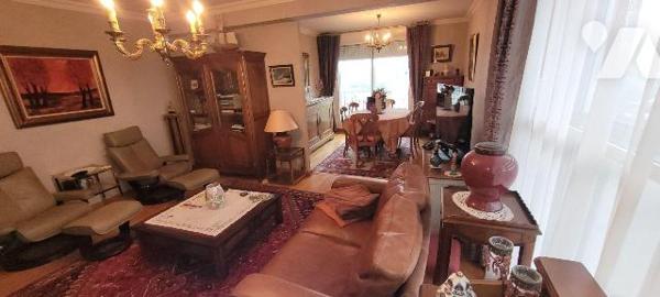 BREST - Secteur Kérichen - Dans résidence bien tenue - Au 8ème étage, Appartement de type 4 aya...