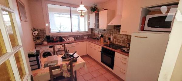 BREST - Secteur Kérichen - Dans résidence bien tenue - Au 8ème étage, Appartement de type 4 aya...