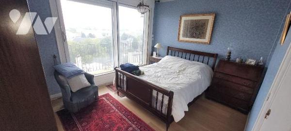 BREST - Secteur Kérichen - Dans résidence bien tenue - Au 8ème étage, Appartement de type 4 aya...