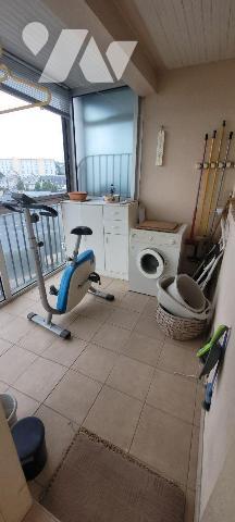 BREST - Secteur Kérichen - Dans résidence bien tenue - Au 8ème étage, Appartement de type 4 aya...