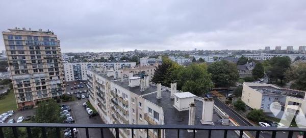 BREST - Secteur Kérichen - Dans résidence bien tenue - Au 8ème étage, Appartement de type 4 aya...