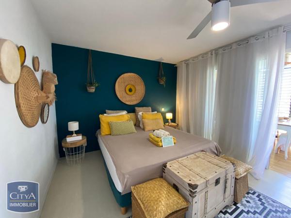 Appartement à louer 1 pièce 39.4m² Saint-Paul (97434)