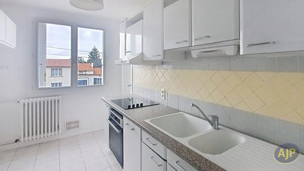 Location appartement Lucon : 760 € - AJP Immobilier Luçon