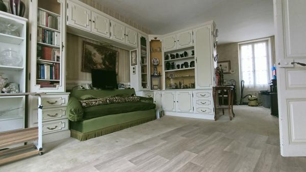 Maison de Maître Charentaise du XIXe siécle avec dépendances