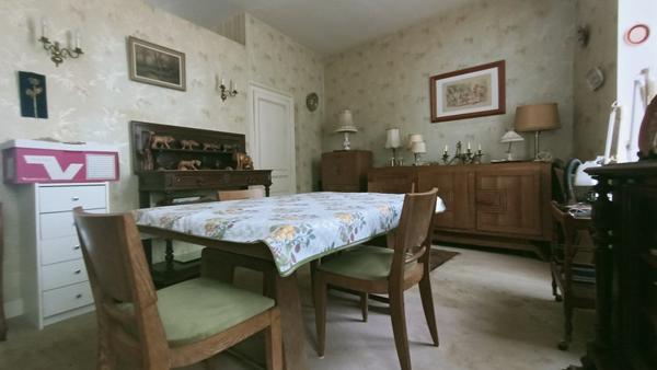 Maison de Maître Charentaise du XIXe siécle avec dépendances