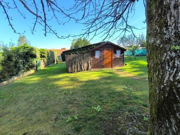Magnifique jardin pour cette maison dans le bourg