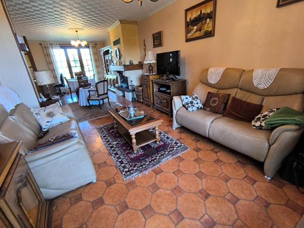 Magnifique jardin pour cette maison dans le bourg