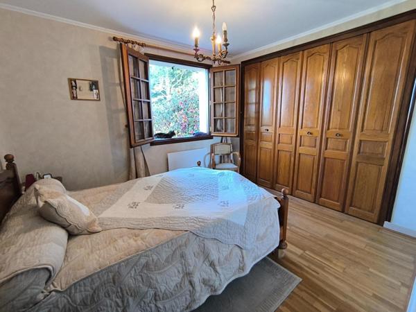 Magnifique jardin pour cette maison dans le bourg