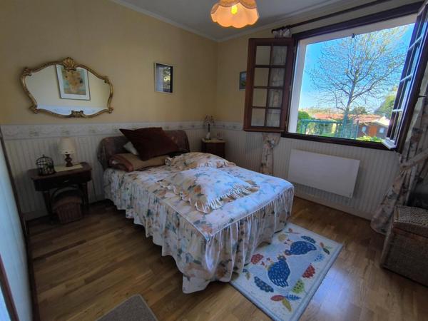 Magnifique jardin pour cette maison dans le bourg