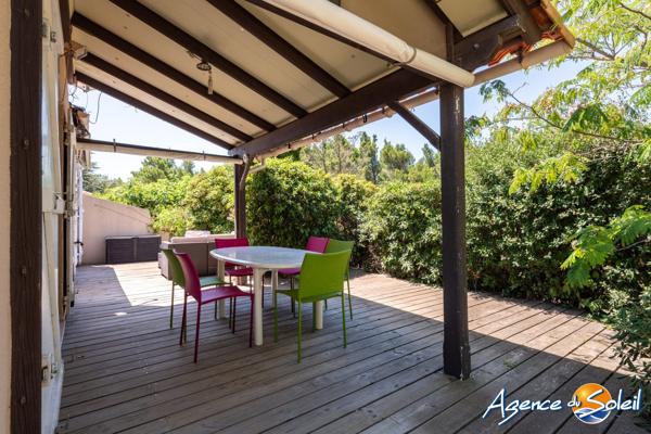 Maison à Saint-Pierre-la-Mer PAVILLON T3 AVEC GRANDE TERRASSE VUE DEGAGEE