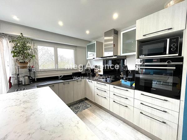 Appartement à PLAISIR, 78370 - 3 pièces 70m²