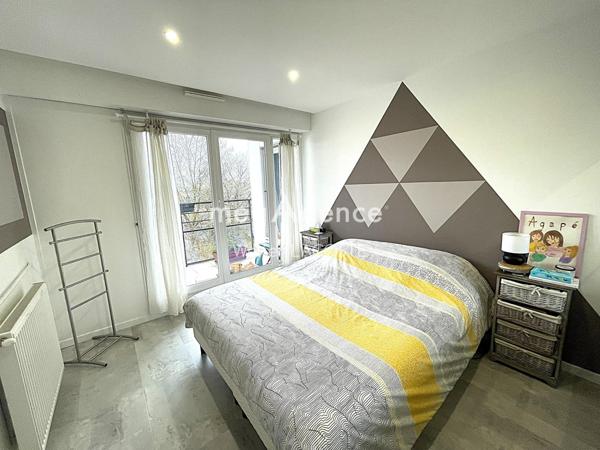Appartement à PLAISIR, 78370 - 3 pièces 70m²