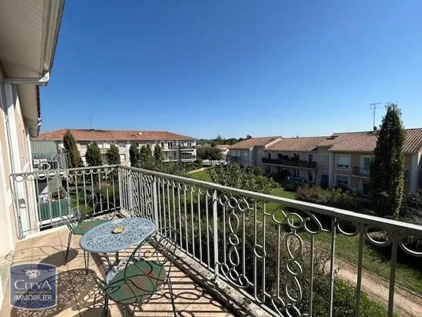 Appartement à louer 2 pièces 43.56m²