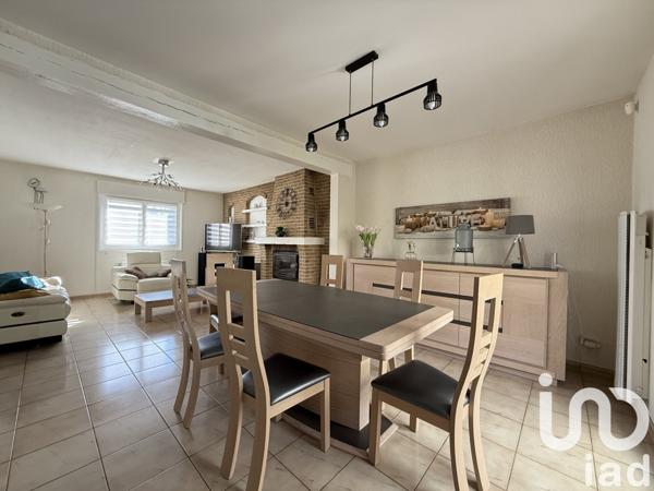 Pavillon 5 pièces de 129 m² à Sin-le-Noble (59450)