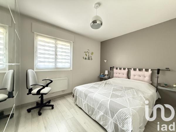 Pavillon 5 pièces de 129 m² à Sin-le-Noble (59450)