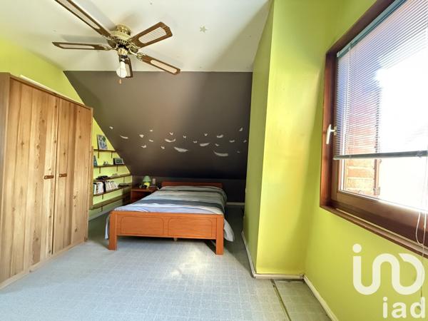 Pavillon 5 pièces de 129 m² à Sin-le-Noble (59450)