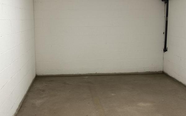 Stationnement à louer    28 m2 Le Pecq