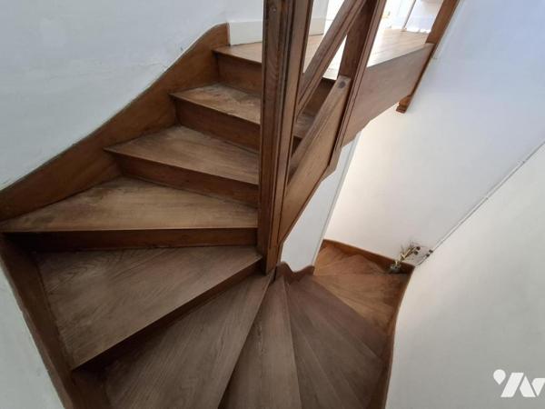 SAINTES rive droite - proche Leclerc - 75 m² hab avec 3 chambres sur une parcelle de 434 m²