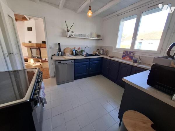 SAINTES rive droite - proche Leclerc - 75 m² hab avec 3 chambres sur une parcelle de 434 m²