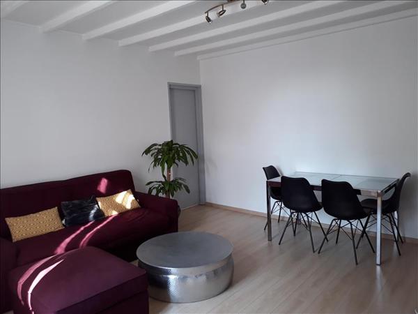 Appartement à louer 857 € CC MERY SUR OISE 2 p 48 m² DPE E
