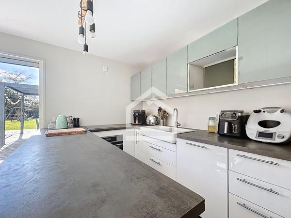 Maison 6 pièce(s) 4 chambre(s) 132 m²