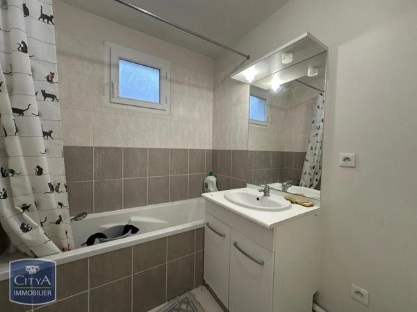 Appartement à louer 3 pièces 84.74m²