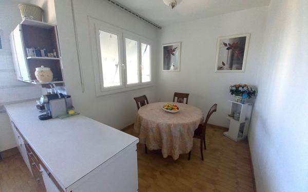 Appartement à vendre    5 pièces • 215,82 m2 Montpellier