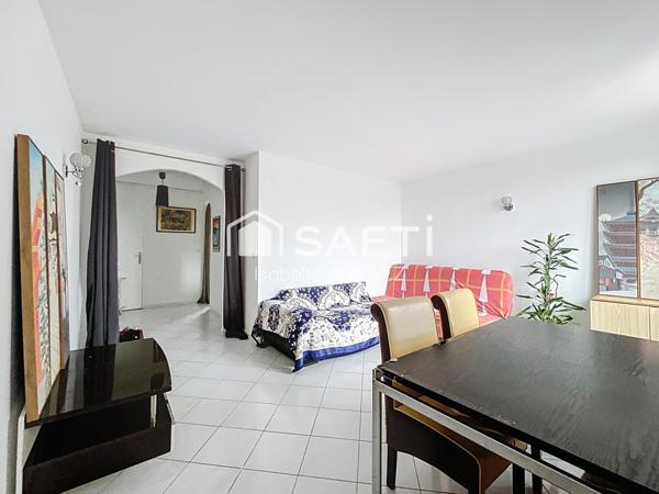 Sans vis à vis, avec cave plus parking, appartement lumineux, bon équipement,