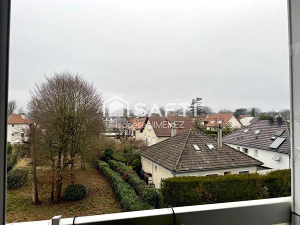 Sans vis à vis, avec cave plus parking, appartement lumineux, bon équipement,