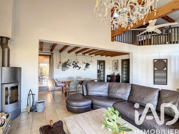 Maison à vendre 7 pièces 255 m² Craponne