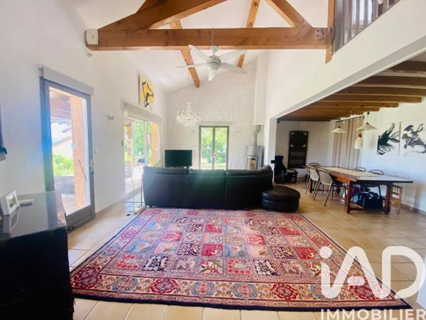 Maison à vendre 7 pièces 255 m² Craponne