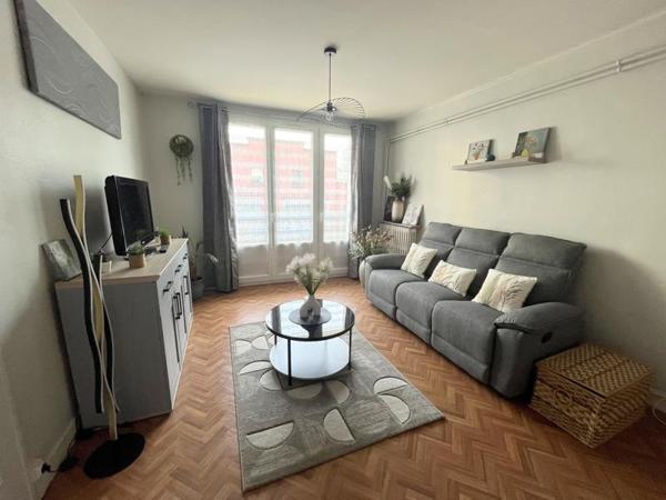 Appartement 90 000 € Bourges 4 p 68 m² DPE D