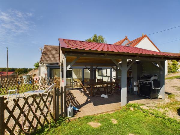 Saint-Benin-d'Azy (58270) Découvrez un havre de paix au cœur de la nature, tout en bénéficiant de toutes les commodités.