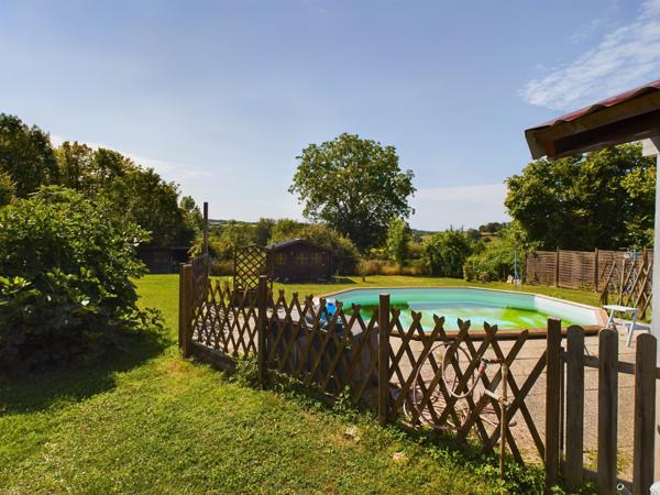 Saint-Benin-d'Azy (58270) Découvrez un havre de paix au cœur de la nature, tout en bénéficiant de toutes les commodités.