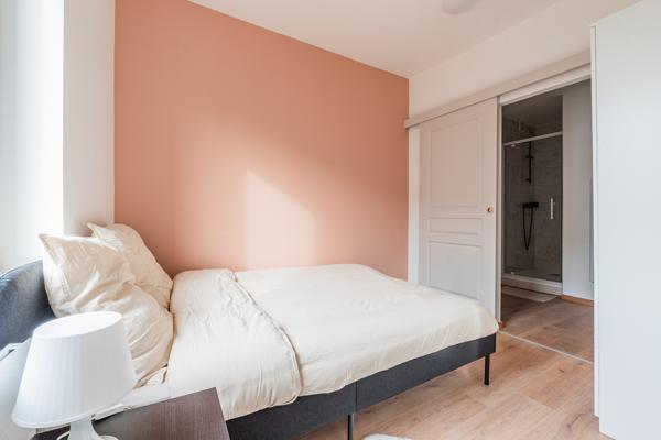 Studio meublé rénové – 24 m² – Saint-Florent – Investissement locatif sécurisé