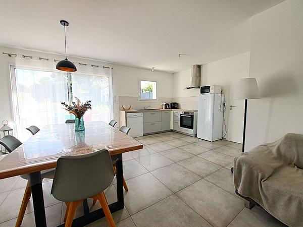 Maison contruite en 2021, 2 chambres, 72m².