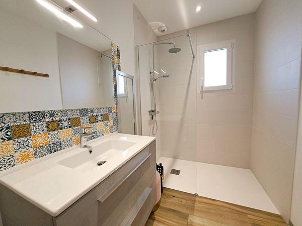 Maison contruite en 2021, 2 chambres, 72m².