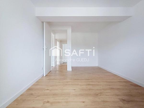MAISON DE VILLAGE 123 M² AVEC TERRAIN ET 2 PLACES DE PARKING