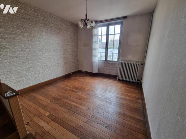 45200 MONATRGIS - Meulière 4 pièces 81m²
