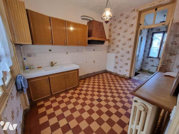 45200 MONATRGIS - Meulière 4 pièces 81m²