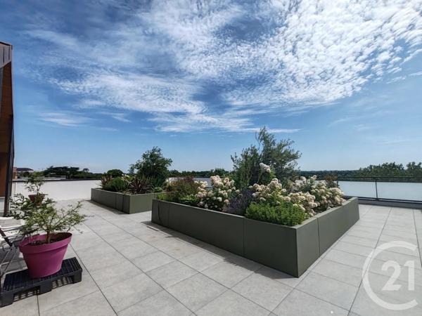 Appartement F5 à vendre  5 pièces - 111,34 m 2   ST JEAN DE LA RUELLE  - 45