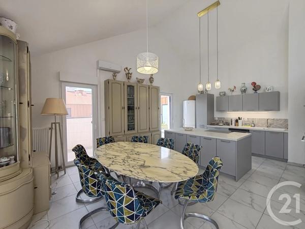 Appartement F5 à vendre  5 pièces - 111,34 m 2   ST JEAN DE LA RUELLE  - 45