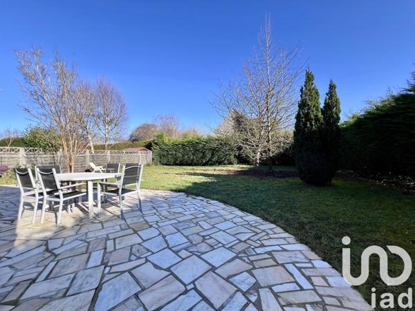 Maison traditionnelle 7 pièces de 165 m² à Tournan-en-Brie (77220)