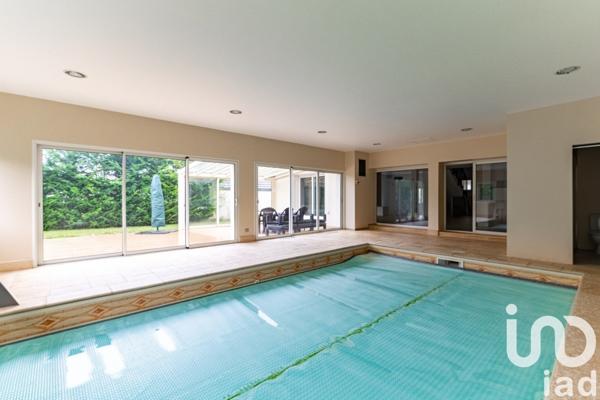 Maison 7 pièces de 245 m² à Dijon (21000)