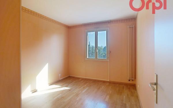 Appartement à vendre    4 pièces • 79,46 m2 Le Pontet