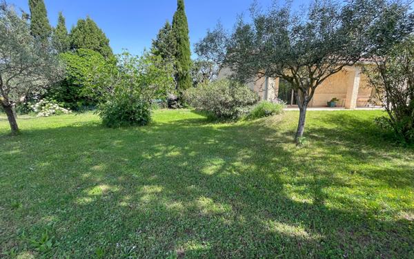 Maison à vendre    4 pièces •  Loriol-du-Comtat