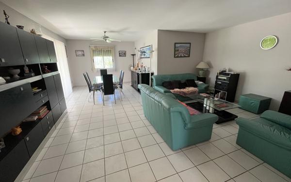 Maison à vendre    4 pièces •  Loriol-du-Comtat