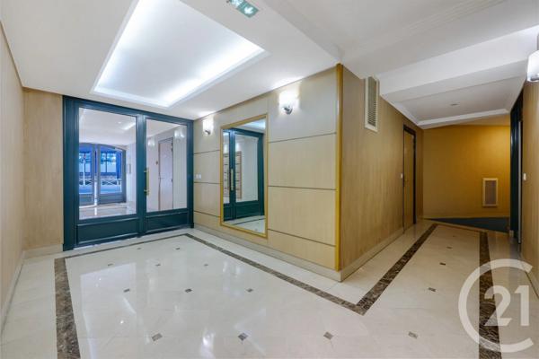 Appartement F2 à vendre  2 pièces - 40,58 m 2   MONTROUGE  - 92